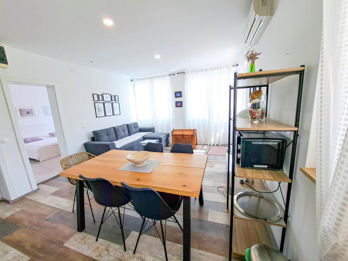 Apartments Ivanka Supetar Kültér fotó